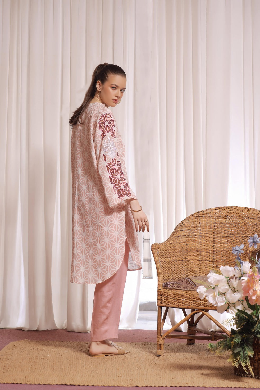 Abstract powder pink tunic with pants