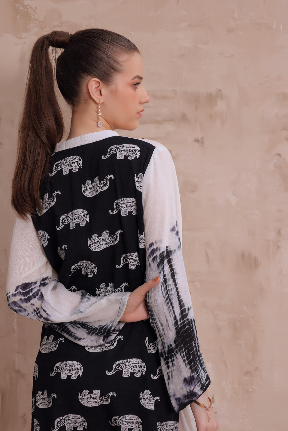 White elephant tunic shirt